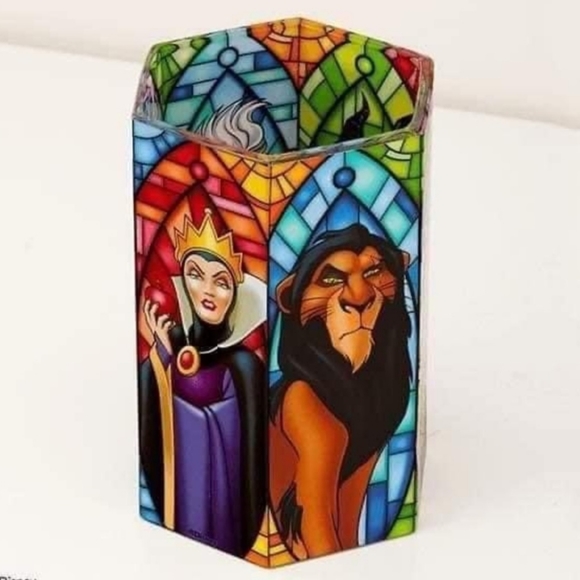 New Scentsy Disney Villains All The Rage Warmer - Picture 2 of 12